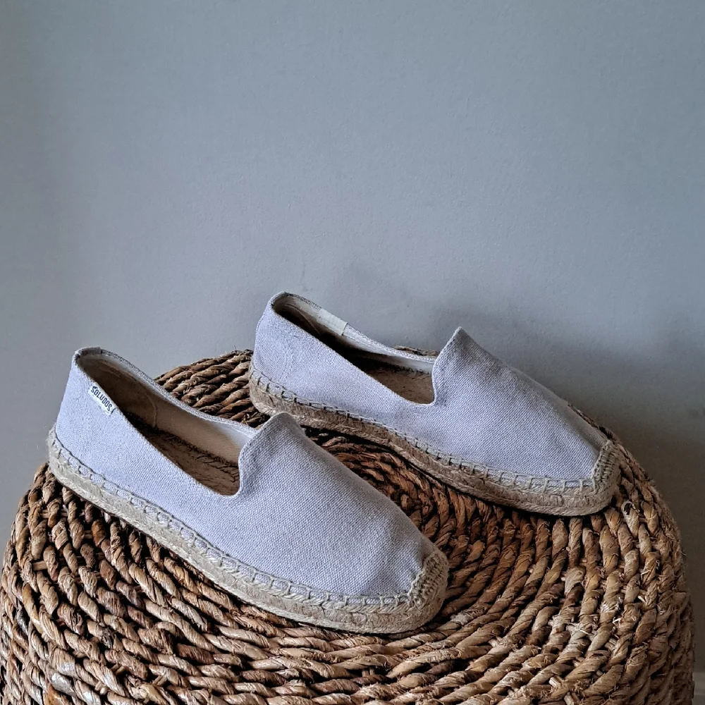 NWOT SOLUDOS Womens Summer/Preppy Grey Canvas Smoking‎ Espadrille Loafers 7.5